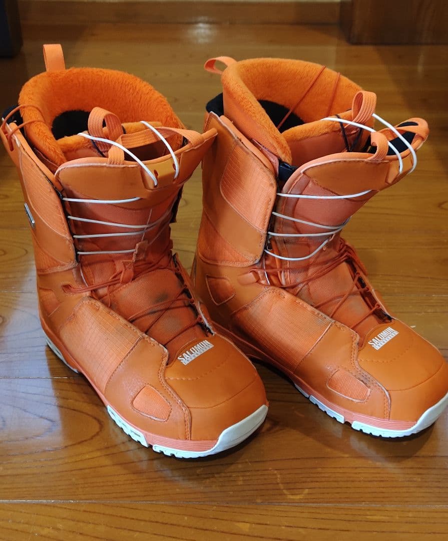SALOMON スノーボードブーツ オレンジ 26cm