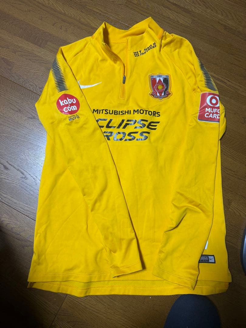 浦和レッズ練習着　ジャージ