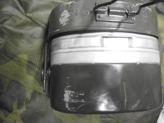 c*e様 自衛隊　本物　戦闘飯盒　Ⅱ型　 はんごう