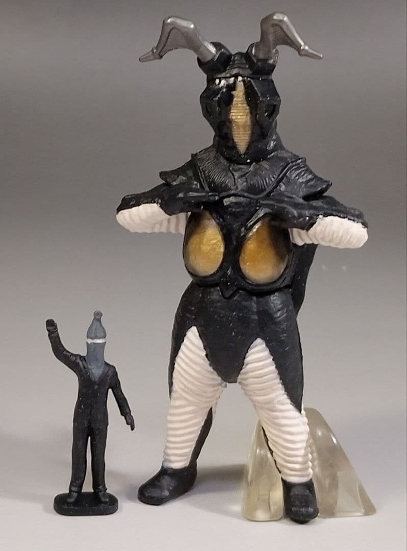 HGウルトラマンシリーズ 新たなる覚醒編 宇宙恐竜ゼットン ミニゼットン星人付き