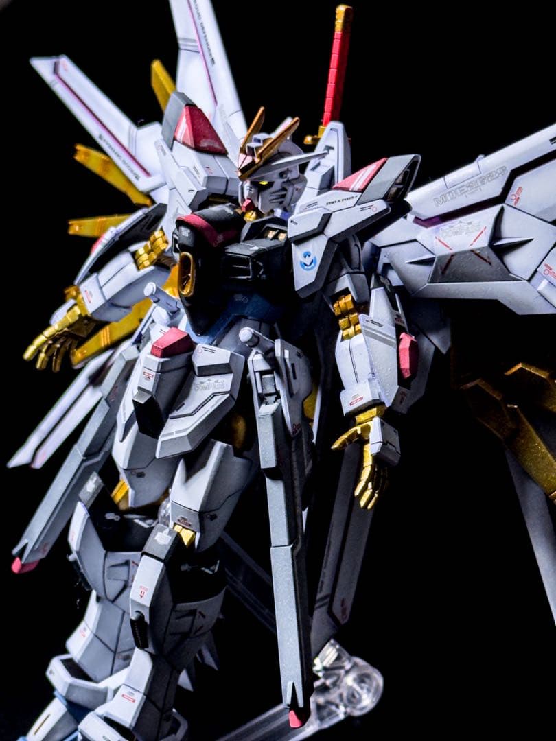 HG マイティーストライクフリーダムガンダム グラデーション塗装 塗装済み完成品