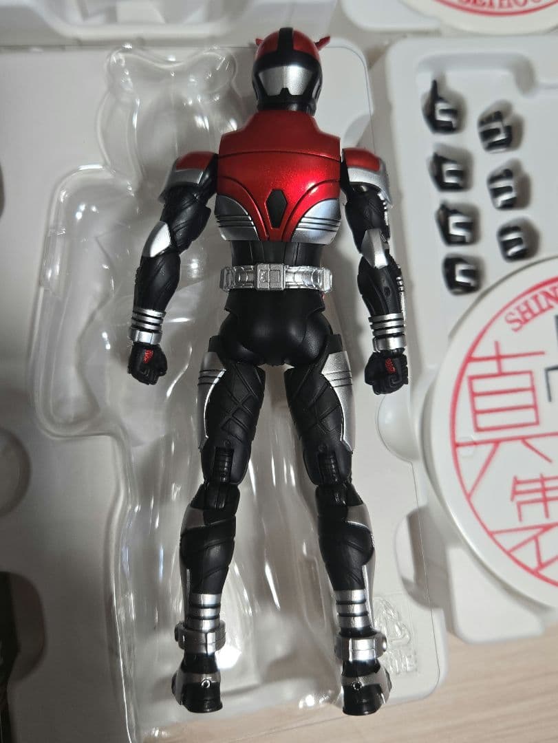 真骨彫 仮面ライダー カブト ガタック 10th Anniversary