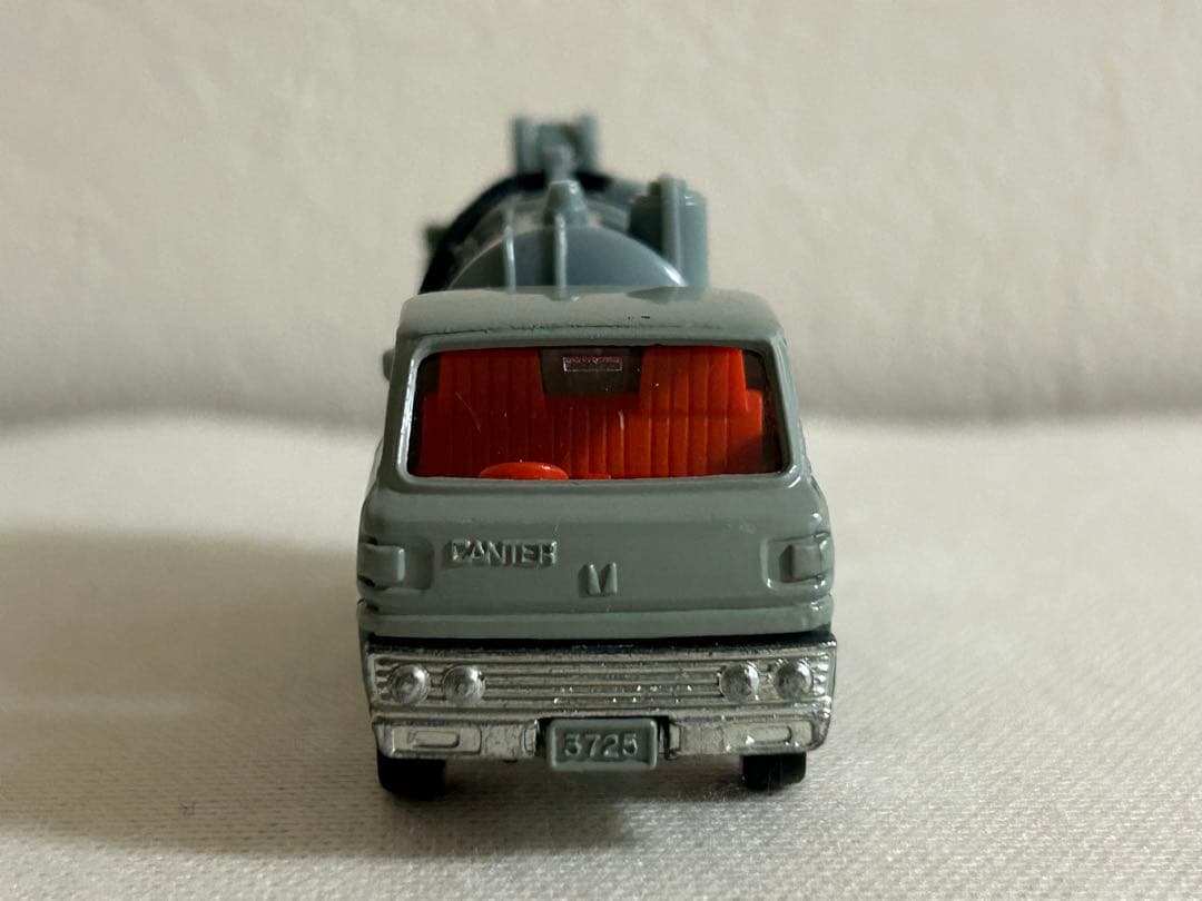 トミカ 日本製 黒箱 スーパーギフト 10-3-3 キャンター ダンプトラック