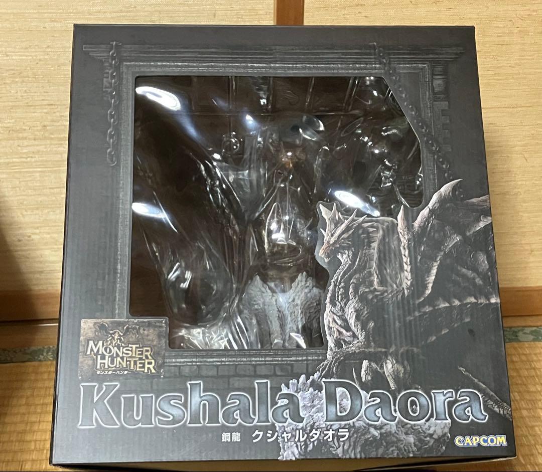 初期版　鋼龍クシャルダオラ　フィギュア　モンスターハンター クリエイターズモデル