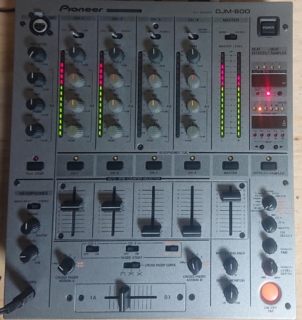 パイオニア DJミキサー DJM-600 リフレッシュ整備済み 良品