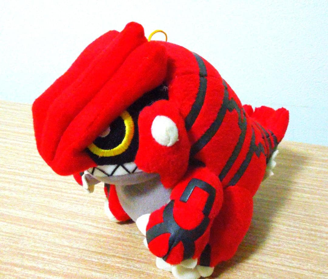 ポケモン　ぬいぐるみ　グラードン