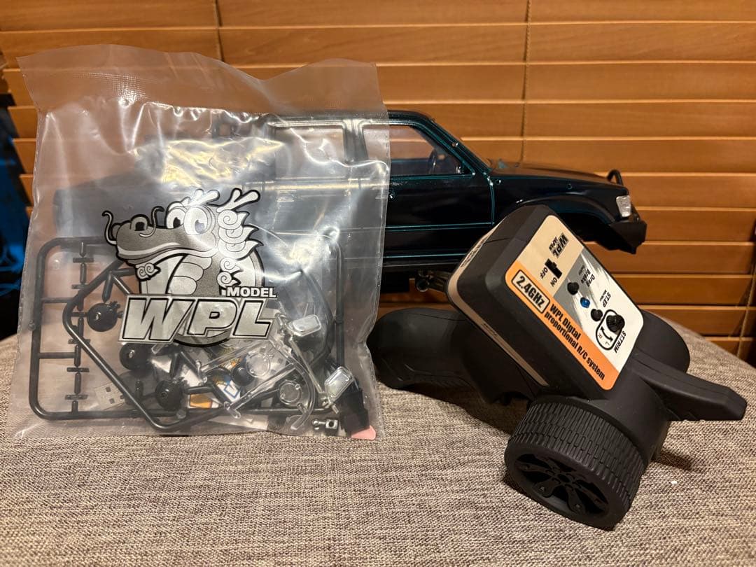 WPL C64 カスタムアウトドアラジコン