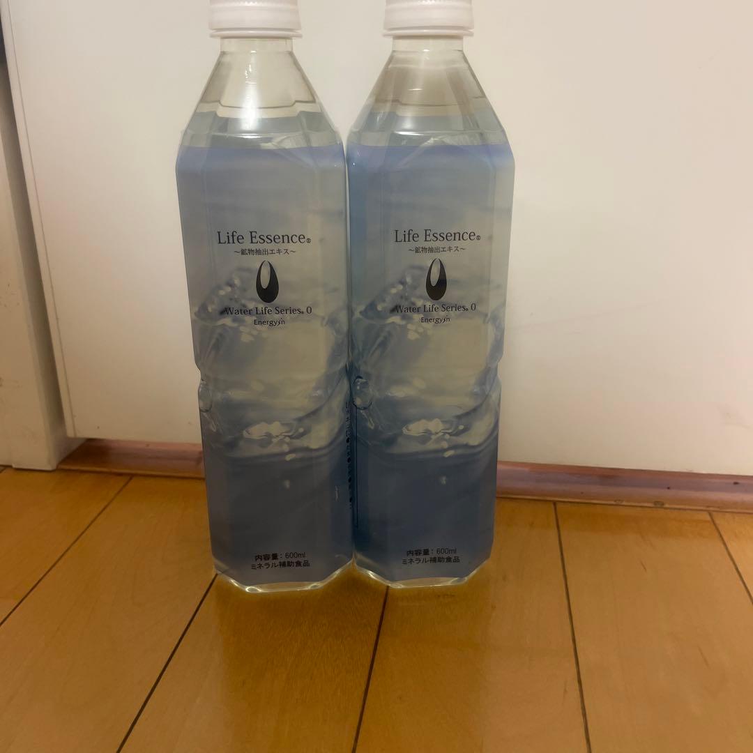 Life Essence. ミネラルウォーター 600m2本セット