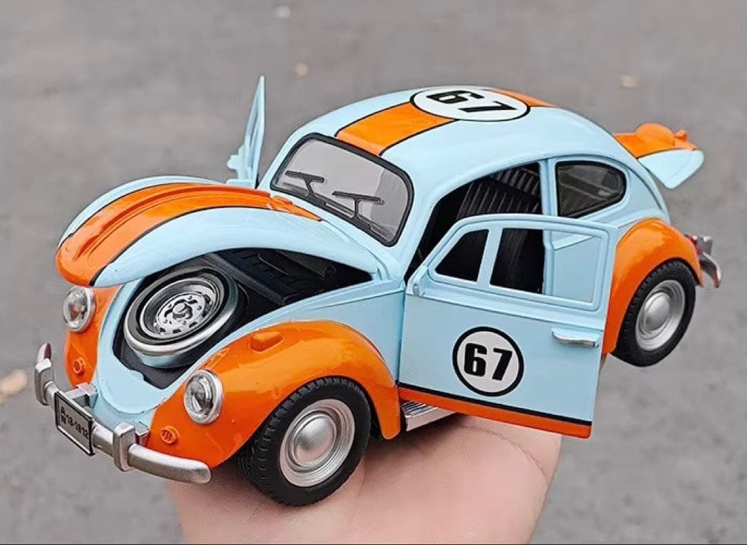 ワーゲン・ビートルダイキャストミニカー 1/18 新品未使用品　ガルフ