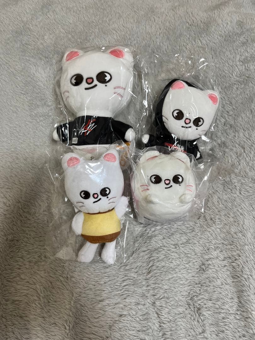 スキズ　SKZOO ジニレット　ぬいぐるみ