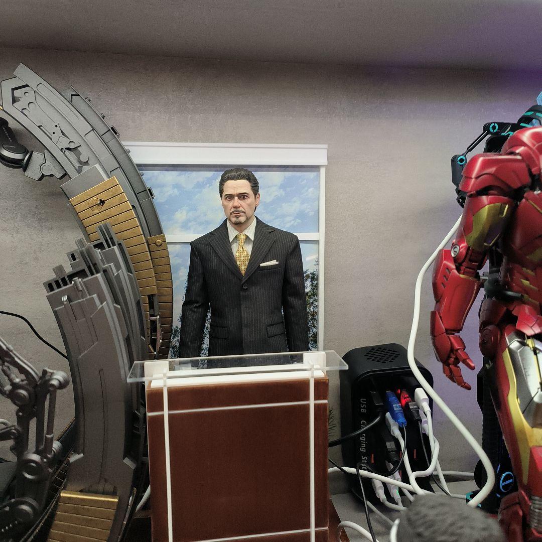 トニー・スターク フィギュア アイアムアイアンマン スーツセット スタンド付き