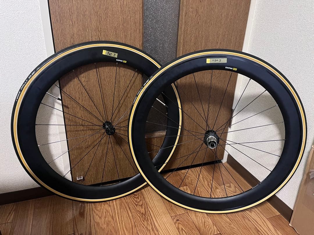 ノーブランド カーボンホイール チューブラー シマノ11s タイヤ付き