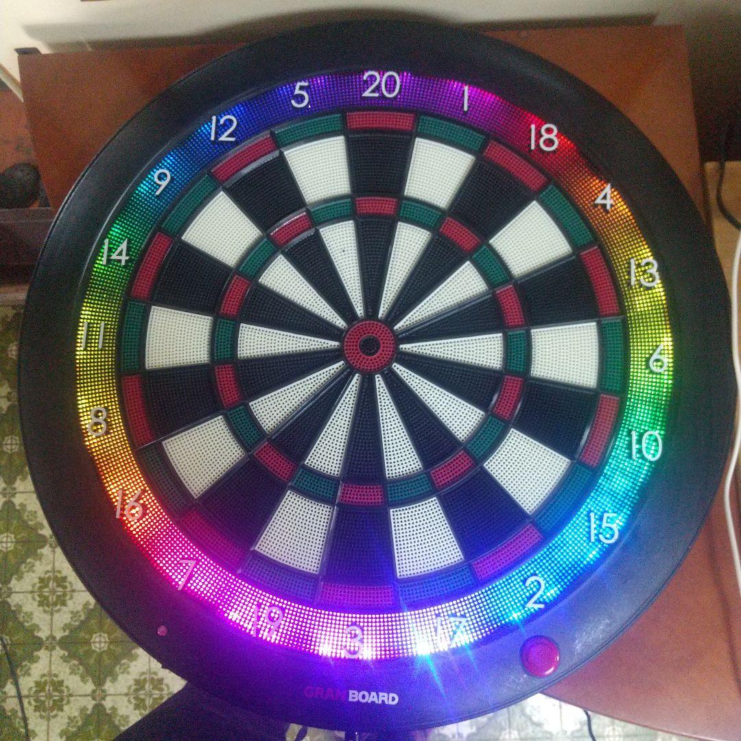 処分中です。2026年2月6日限 LEDダーツボード 約45cm