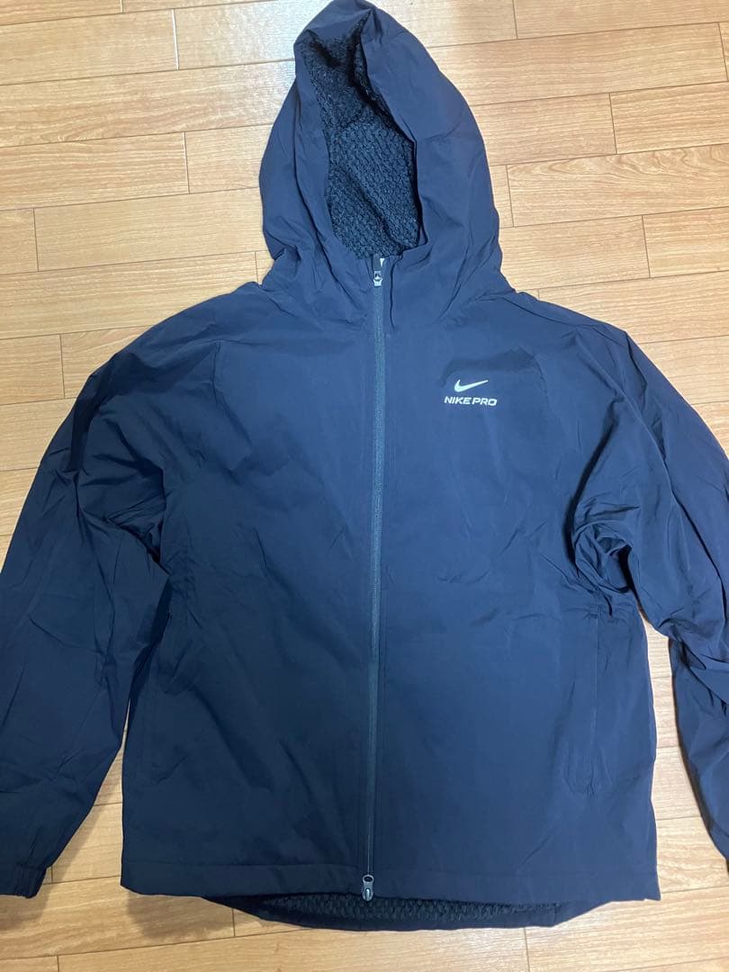 Nike ジャケットPro ウィンドブレーカー