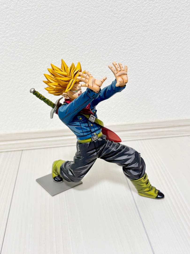 ドラゴンボール 渾身の一撃 トランクス フィギュア 二次元リペイント