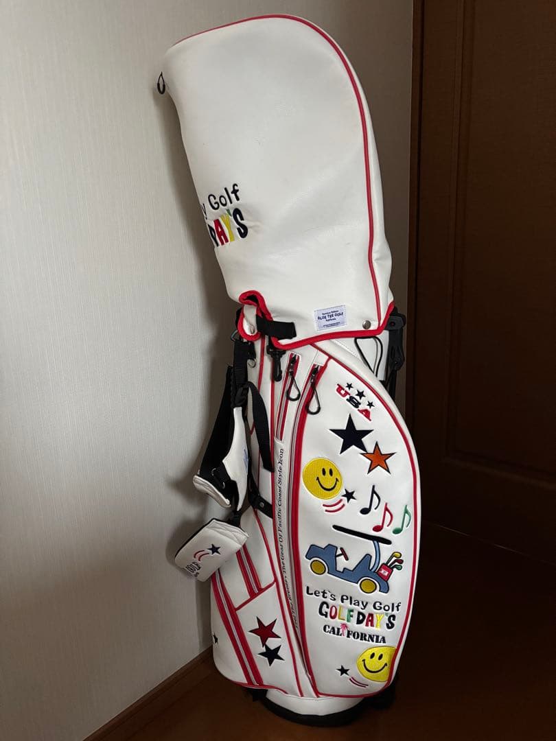 ブルーティーゴルフのスタンドゴルフバッグ