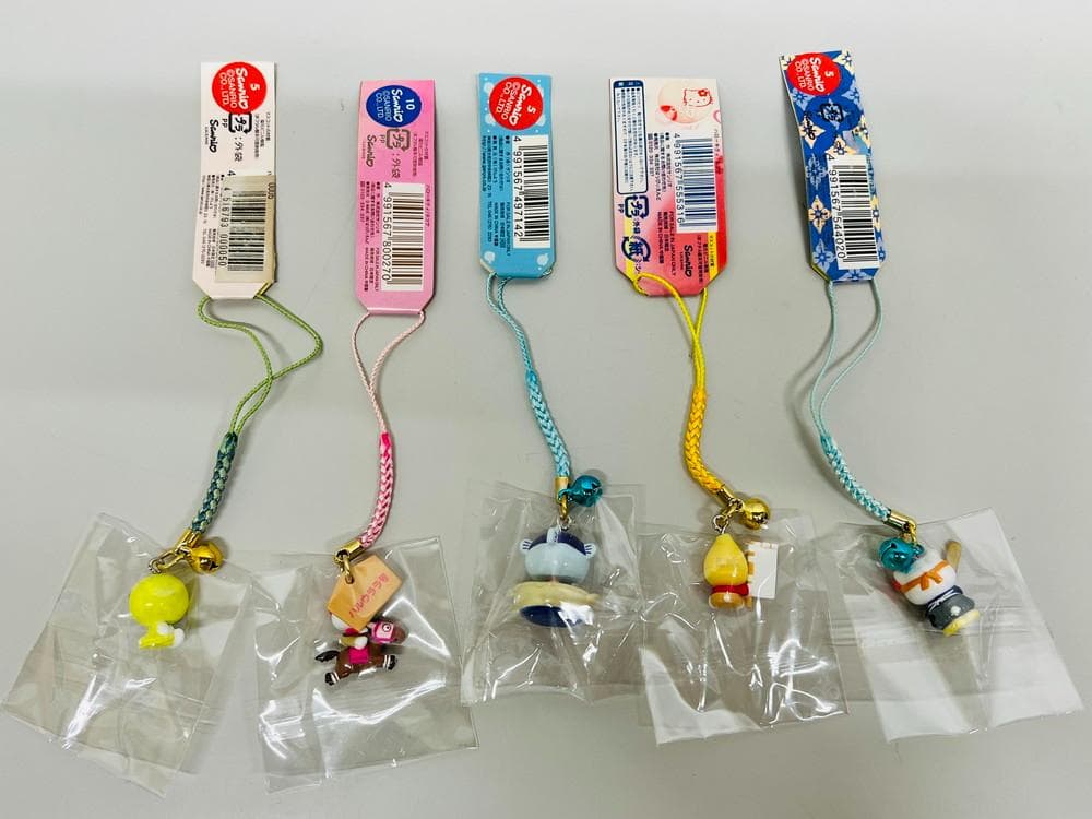 ◆サンリオ HELLO KITTY ご当地 ストラップ 23個セット 08271
