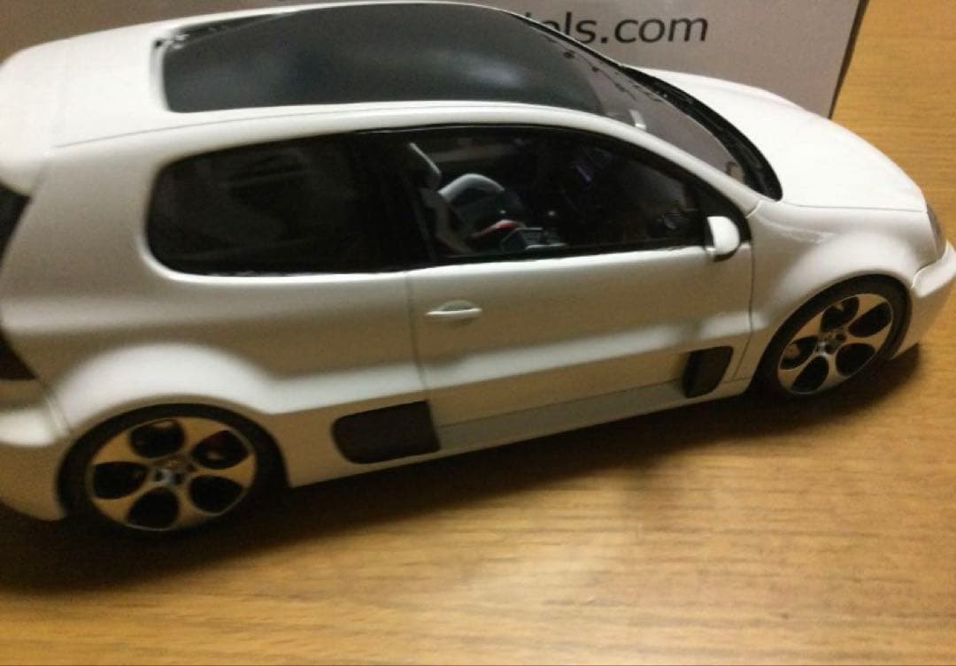 OTTO VW GOLF V GTI W12-650 1/18 新品
