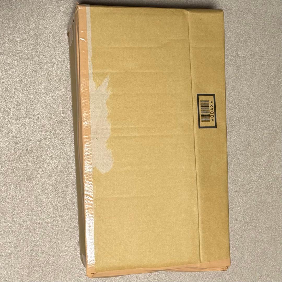 【 やん  】