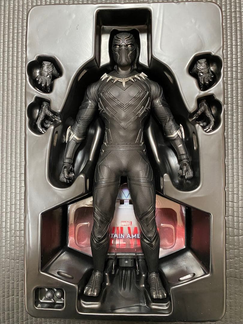 ホットトイズ ブラックパンサー フィギュア