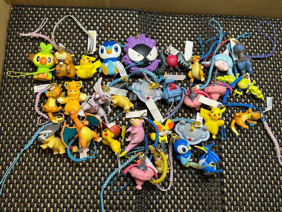 ポケモン　ガチャ　のみ　大量　まとめ売り　150点以上　ガチャポン　ピカチュウ