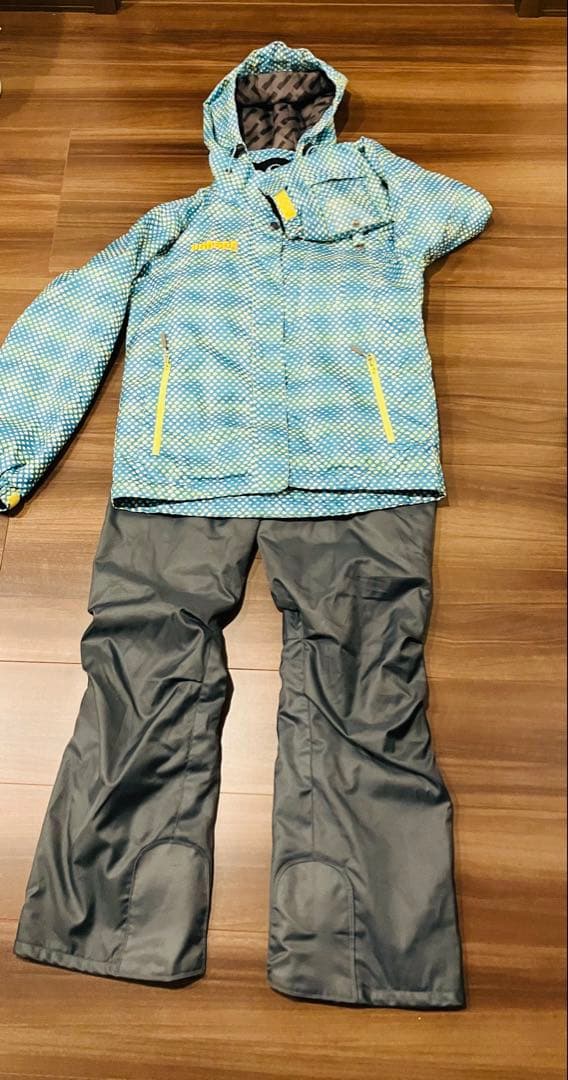 Hanson SPORTS セットアップ上下 美品　ハンソン　150