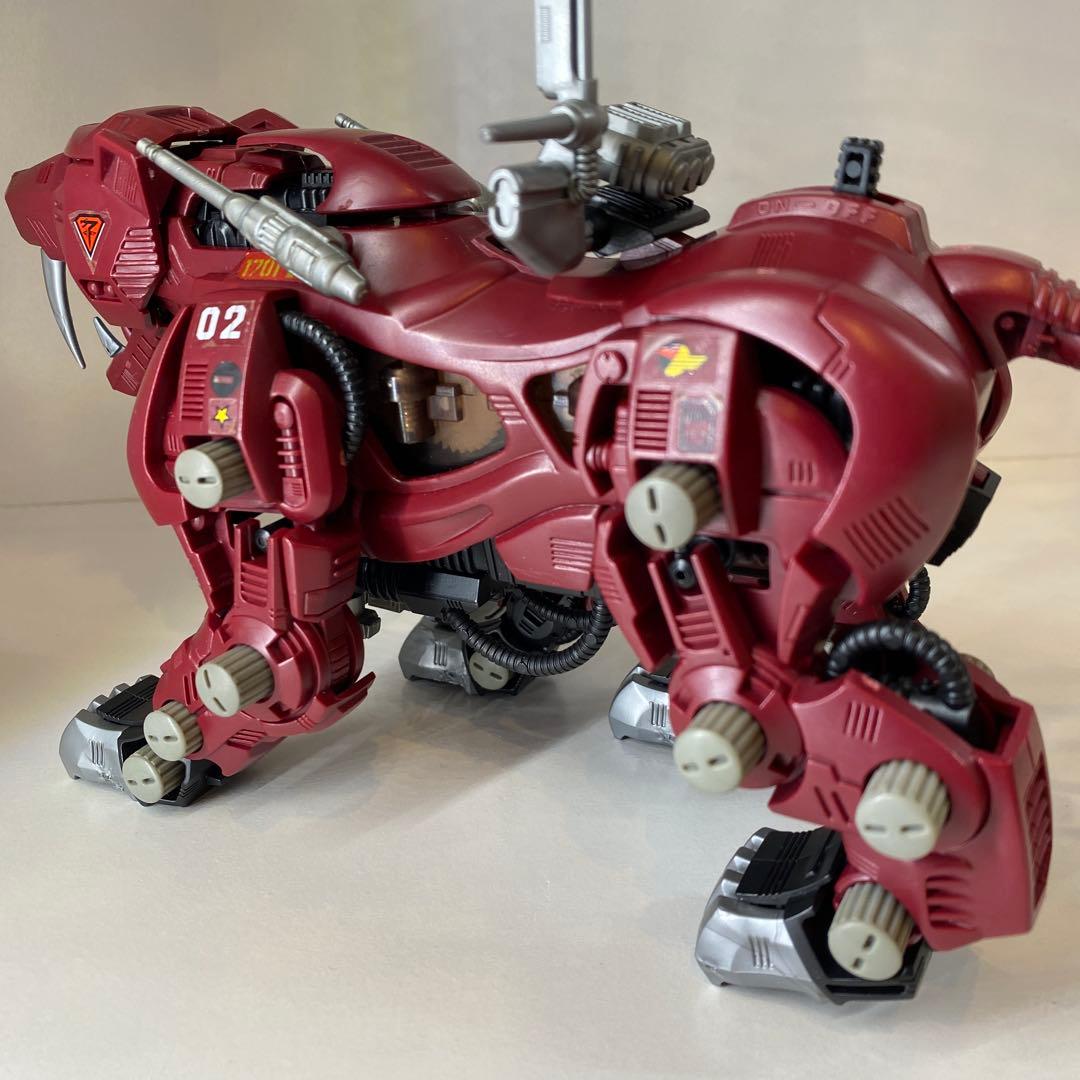 メカ生体ゾイド レッドホーン サーベルタイガー