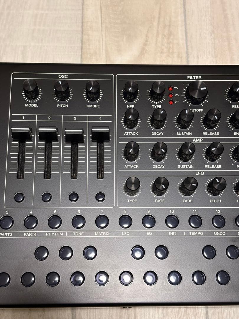 鍵盤楽器 Roland SH-4d