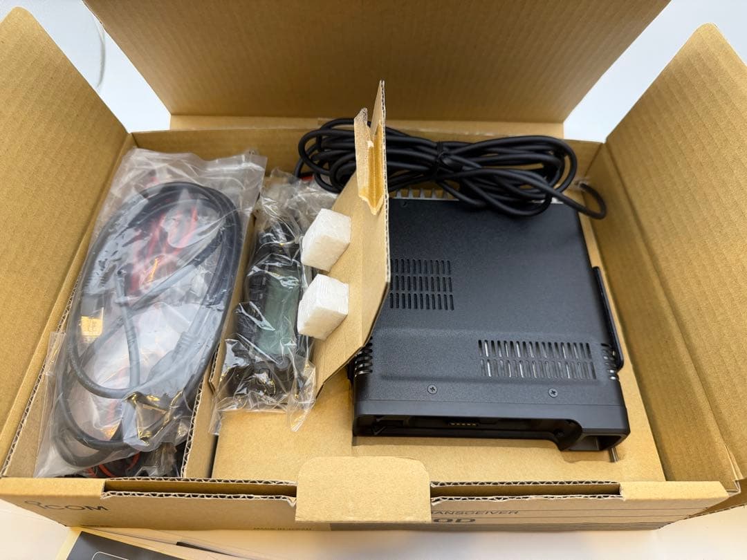 アイコムID-4100D 50w モービル無線機 D-STAR