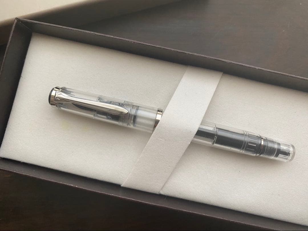 ペリカンM205 デモンストレーター　ペン先M中字　万年筆