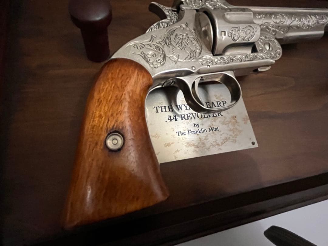 フランクリンミント リボルバー 44口径 装飾銃 WYATT EARP