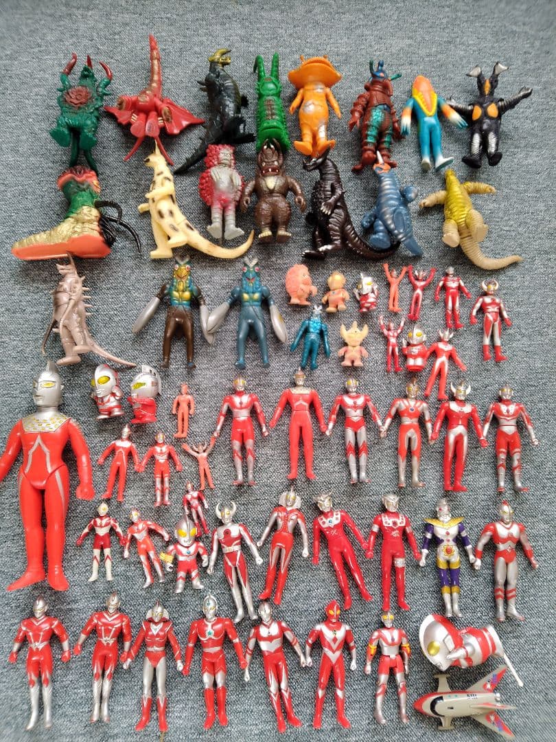 ウルトラマン　怪獣　ソフビ　フィギュア　奥特曼