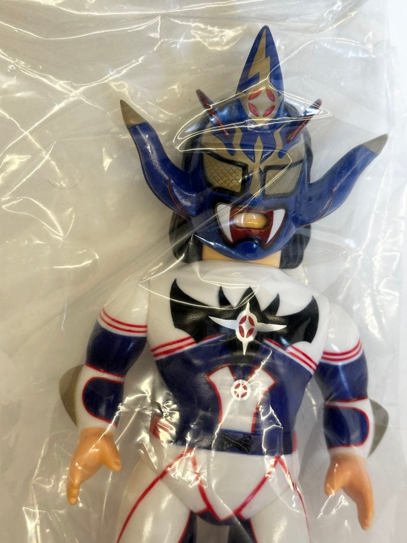 メディコムトイ ソフビ・ファイティングシリーズ 獣神サンダーライガー