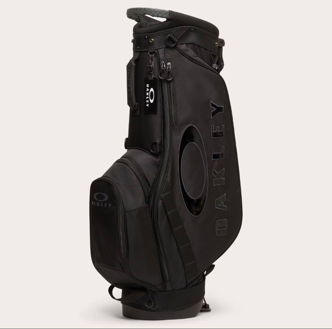 OAKLEY ブラック ゴルフバッグ スタンド式　練習場にて4回使用