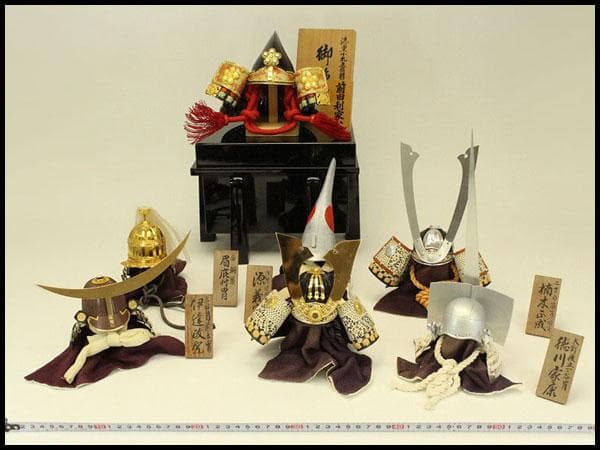 御飾兜 前田利家公 端午飾り 武将兜 六点 ミニチュア兜(メ1412)