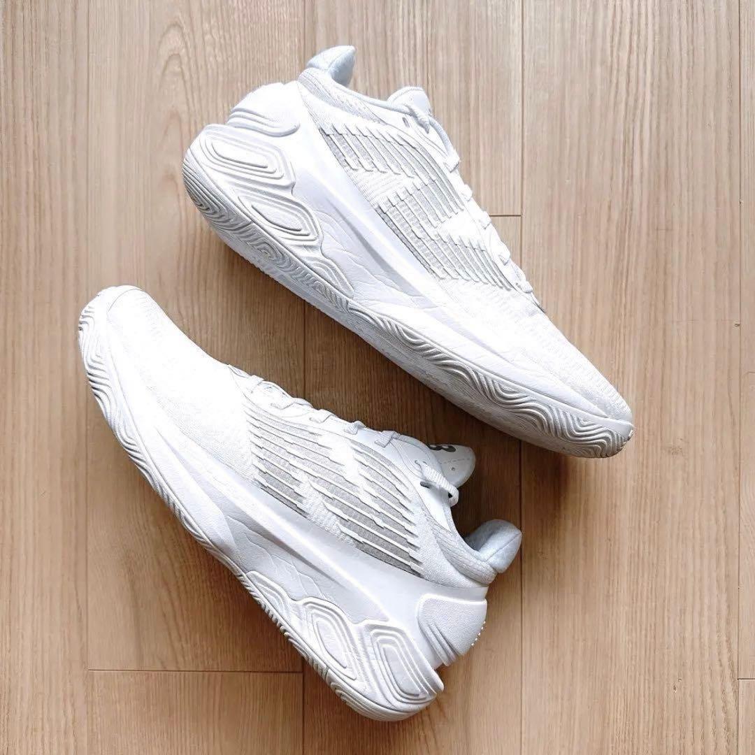 【ほぼ未使用】New Balance TWO WXY v5【28.5cm】