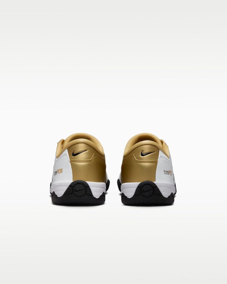 2/5まで値下げ中【新品】NIKE トータル90 28.0cm total90