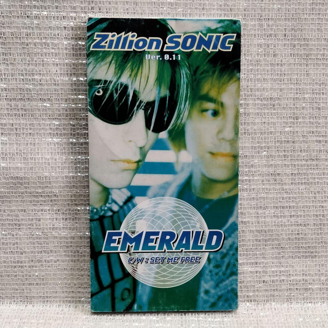1300 ⑥17[8㎝CDシングル EMERALD/ZILLION SONIC]