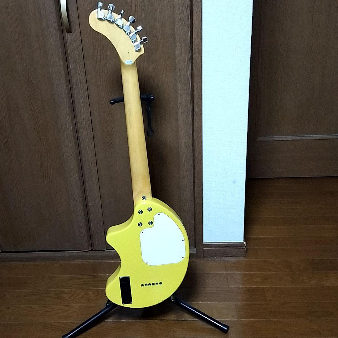FERNANDES　ZO-3　エレキギター　イエロー　アンプ内蔵ギター