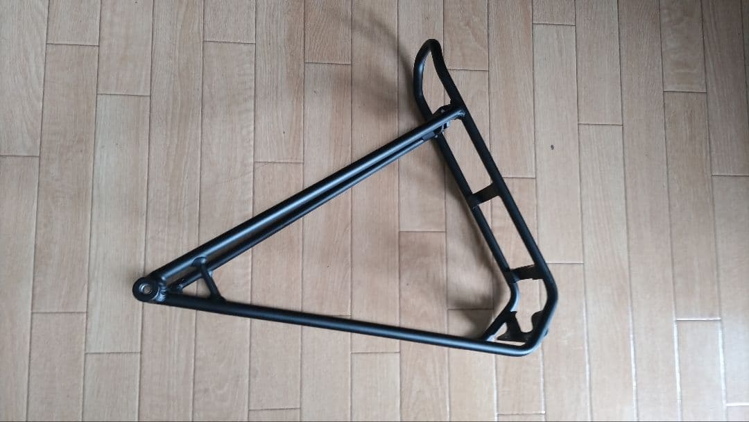 TREK　e-bike FX+2 キャリア、泥よけ、チェーンカバー前後ライト