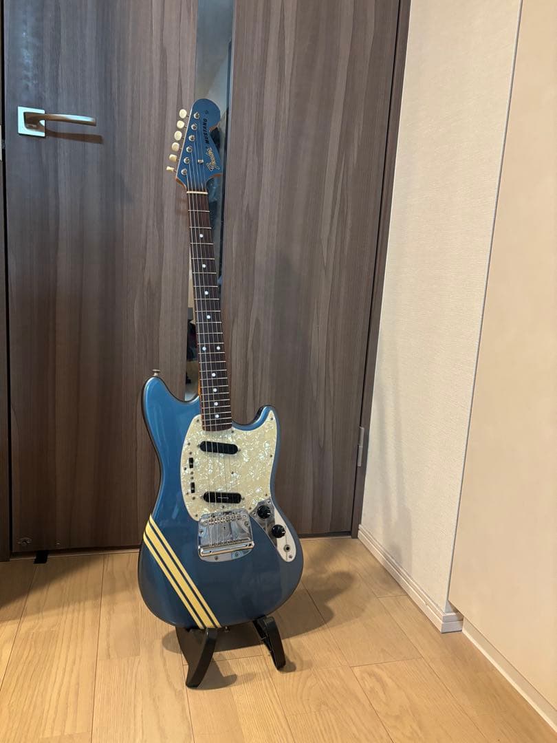 A*a様 フェンダー　カートコバーン仕様　ムスタング