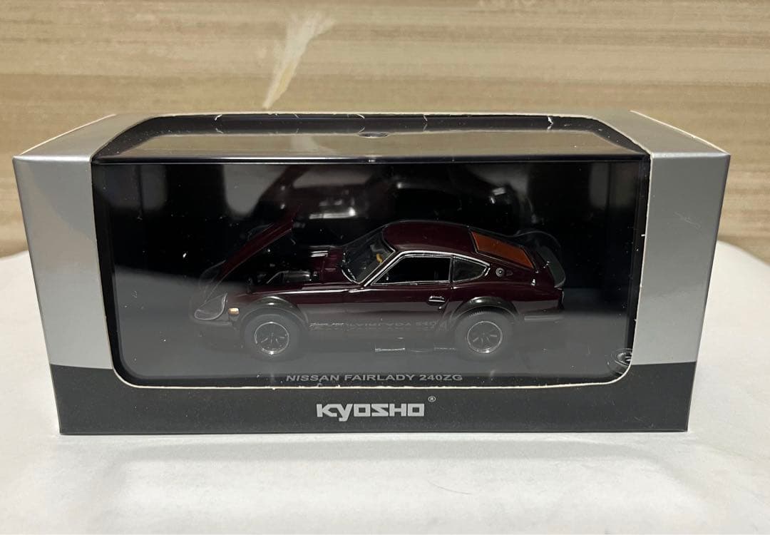 京商 1/43 日産 フェアレディ240ZG　Maroon