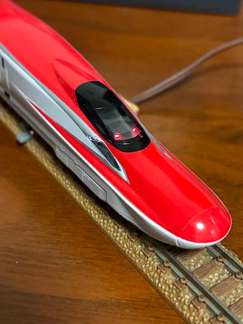E6系秋田新幹線　tomix ライト点灯動力動作確認済　ジャンク品