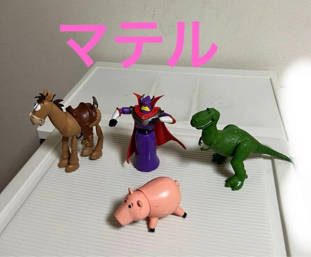 トイストーリーフィギュアセット（ハム、ブルズアイ、ザーグ、レックス）（マテル製）