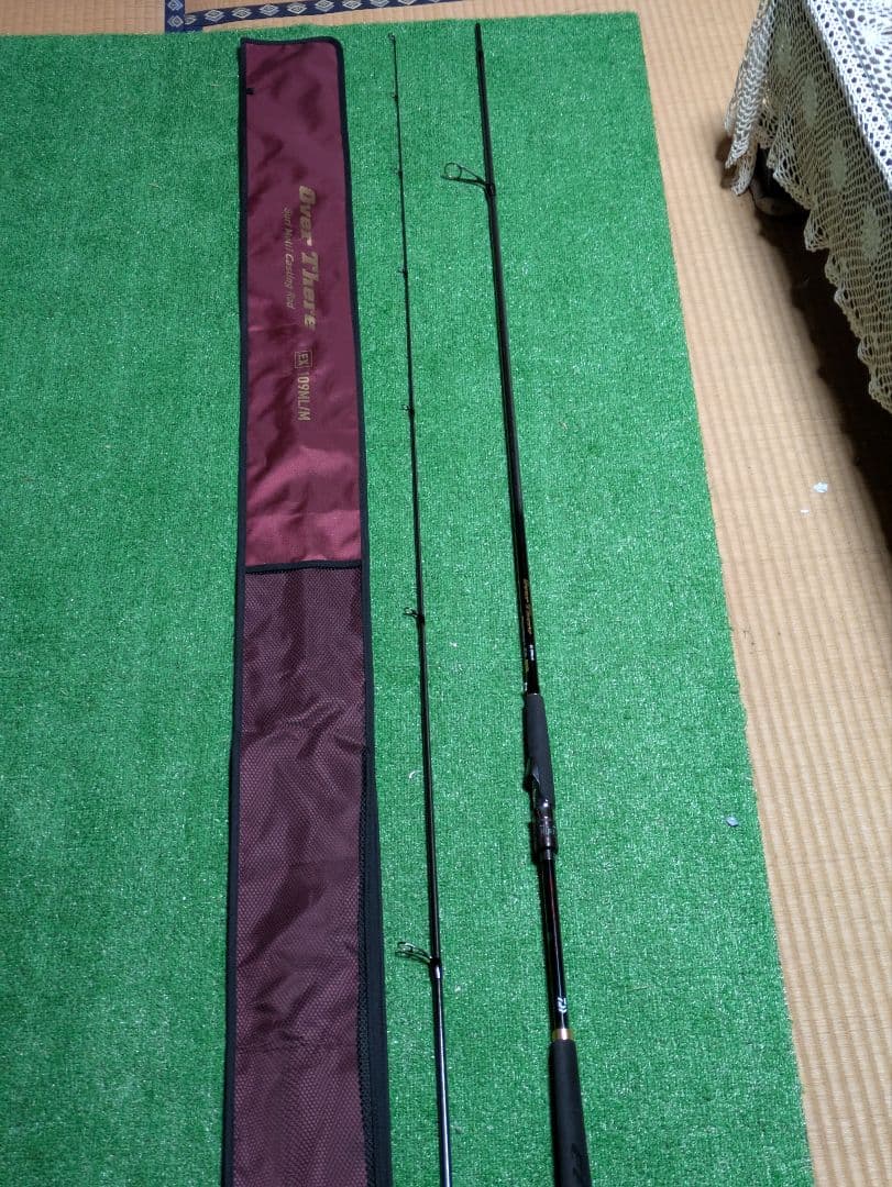トシ。極美品　24オーバーゼアEX109ML/M サーフフィネス