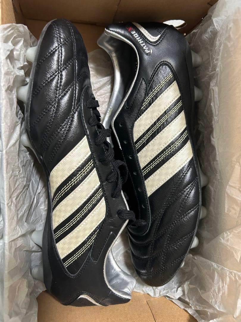 新品未使用 アディダス サッカースパイク パティークX TOP 27.5cm