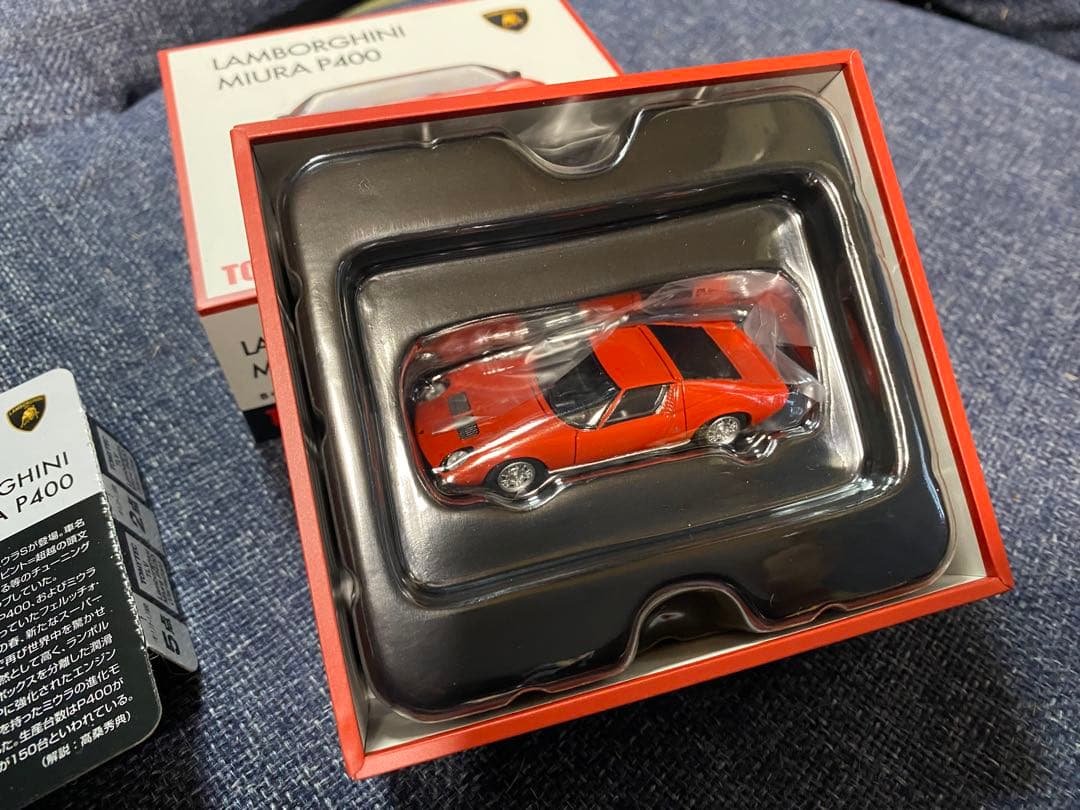 1/64 トミーテック ランボルギーニミウラ P400 レッド+フィギュア