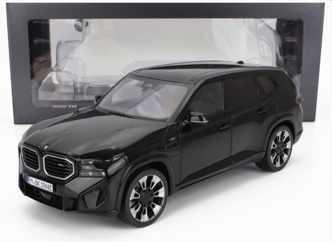 【新品】  XM (G09) ミニチャンプス 1/18 ミニカー