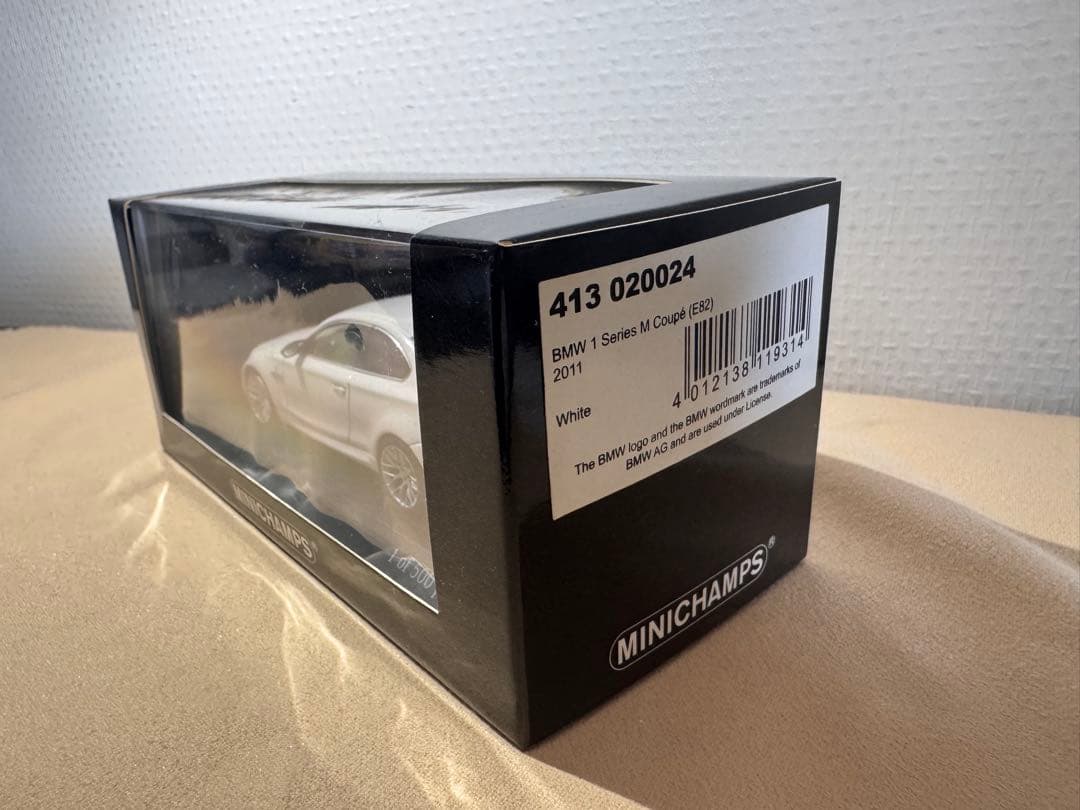 MINICHAMPS  1er M Coupe (E82)ホワイト1/43