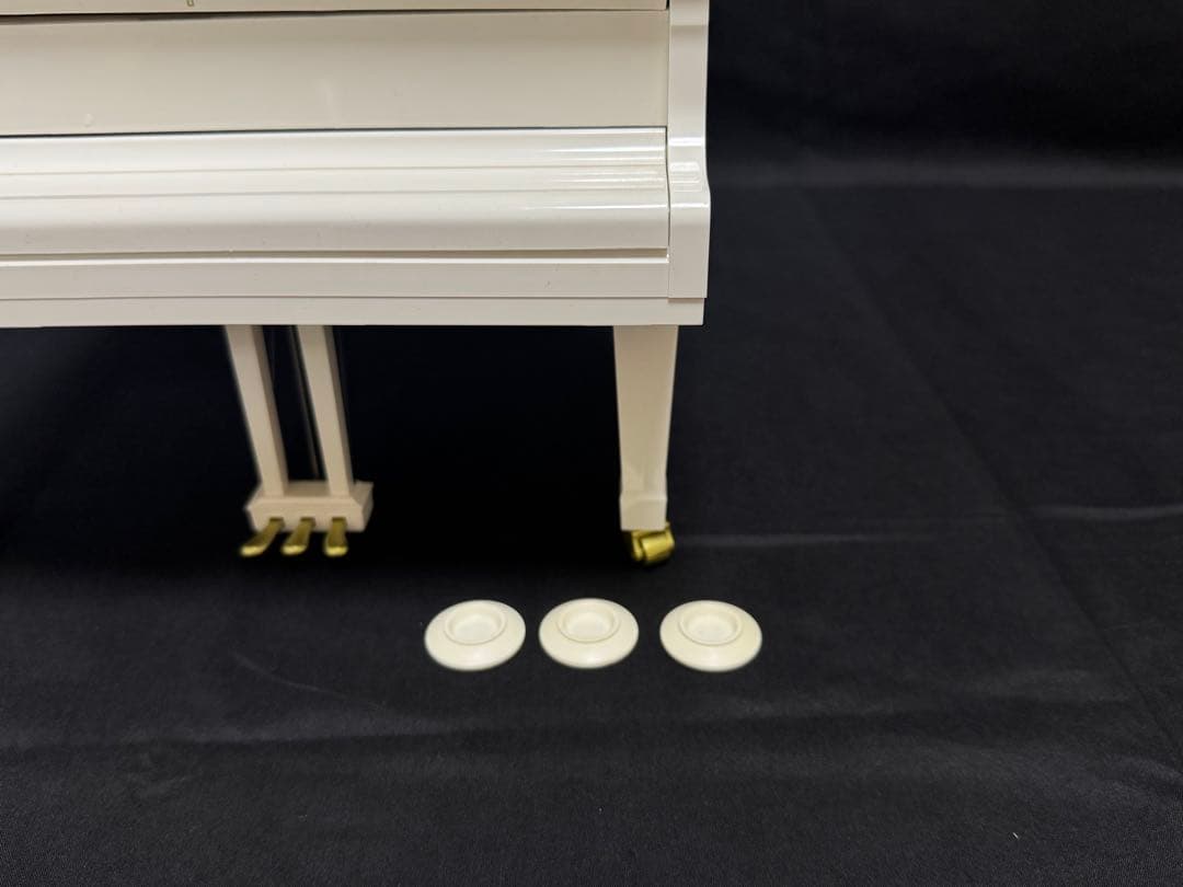 SEGA TOYS グランドピアニスト(White color ver.)